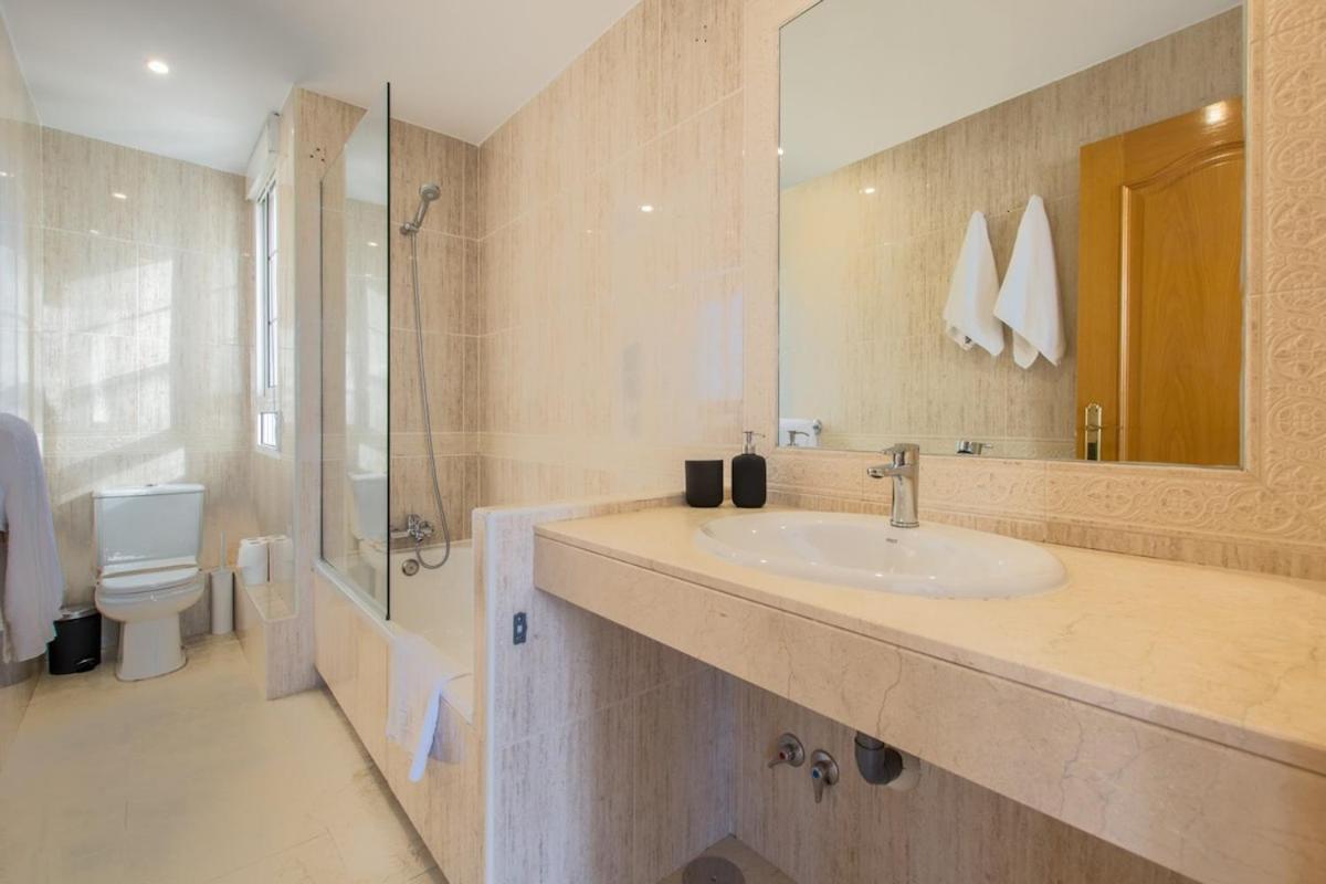 شقة Atico Con Terraza De Vistas Inmejorables مدريد المظهر الخارجي الصورة