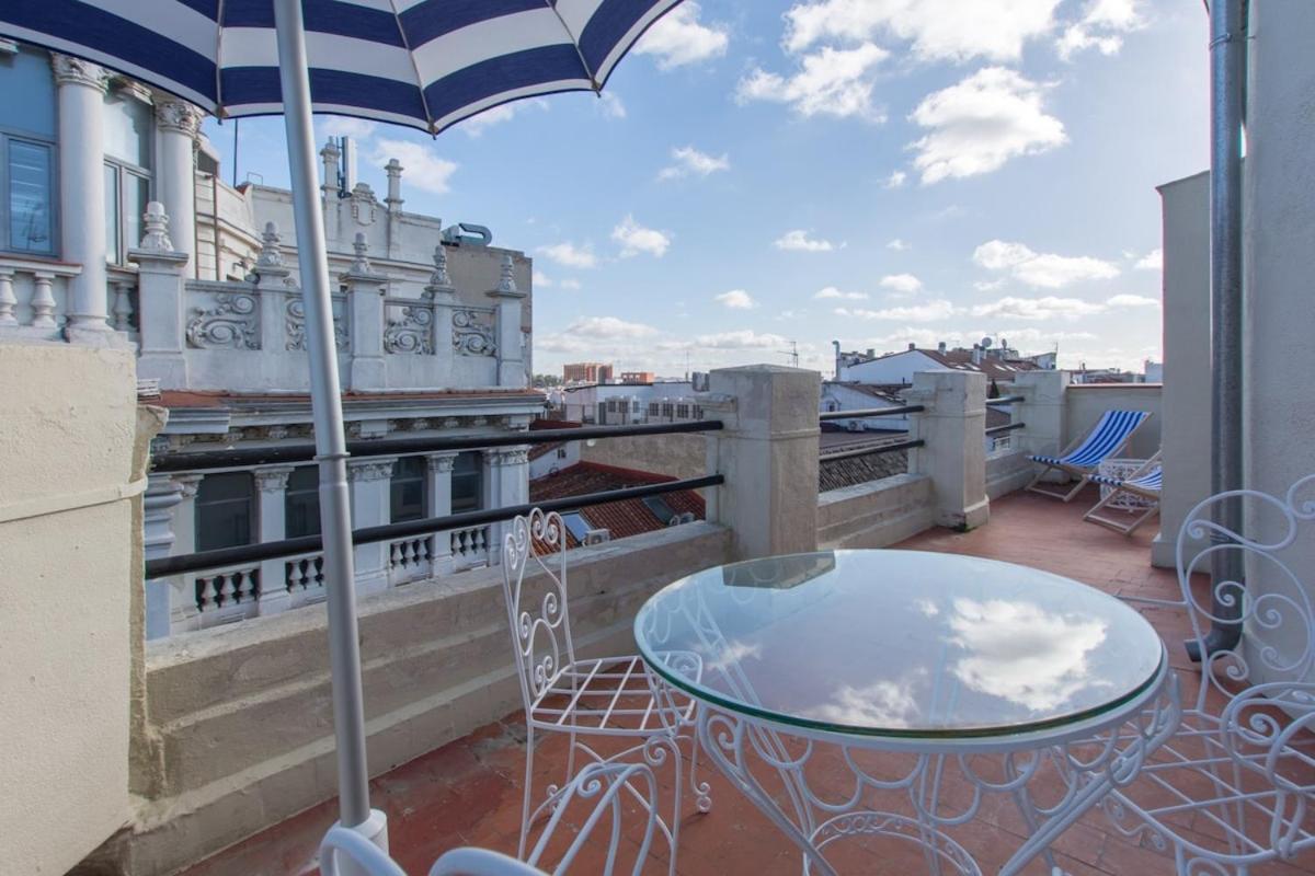 شقة Atico Con Terraza De Vistas Inmejorables مدريد المظهر الخارجي الصورة